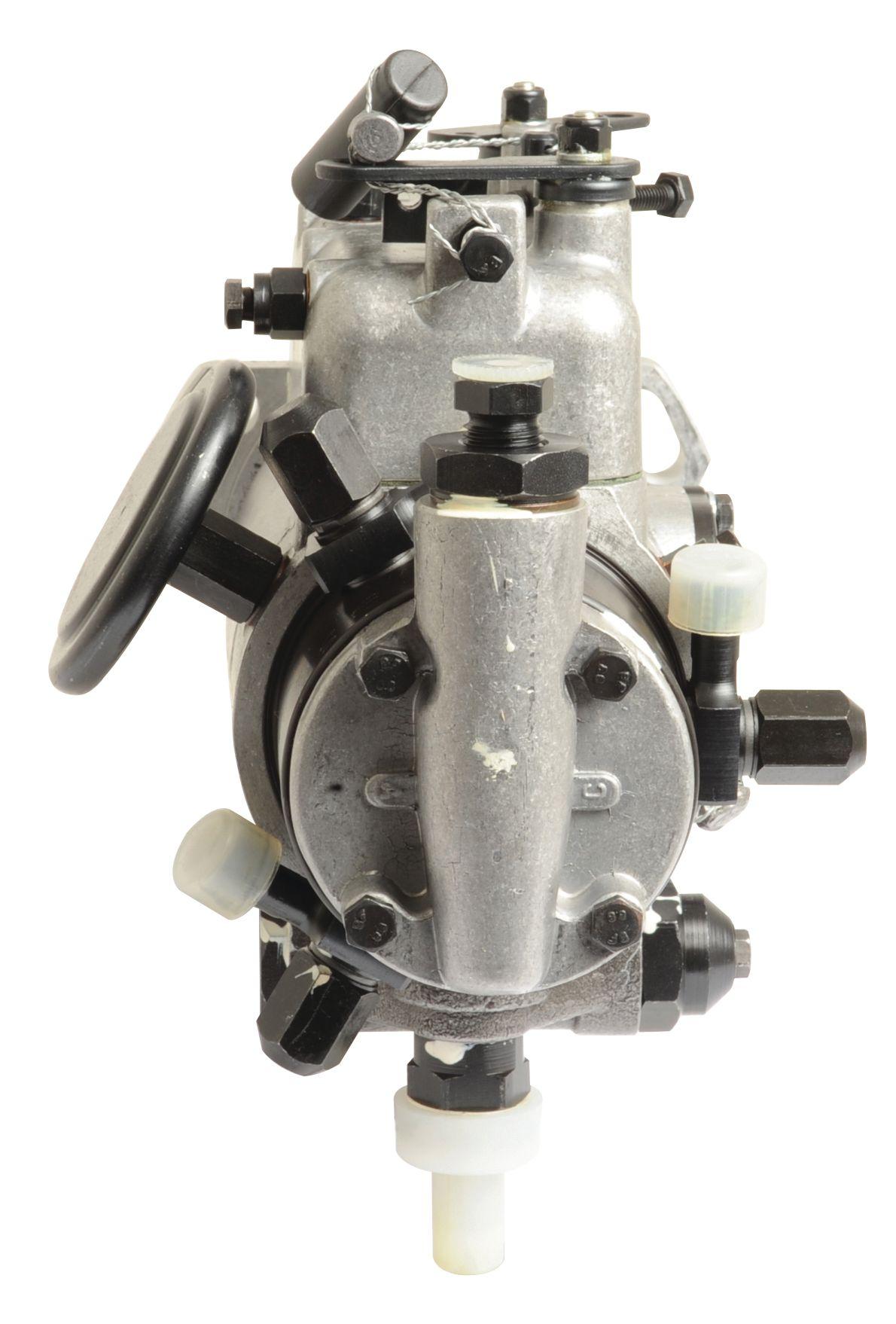 UNIVERSAL TRACTORS INJECTION PUMP 105966