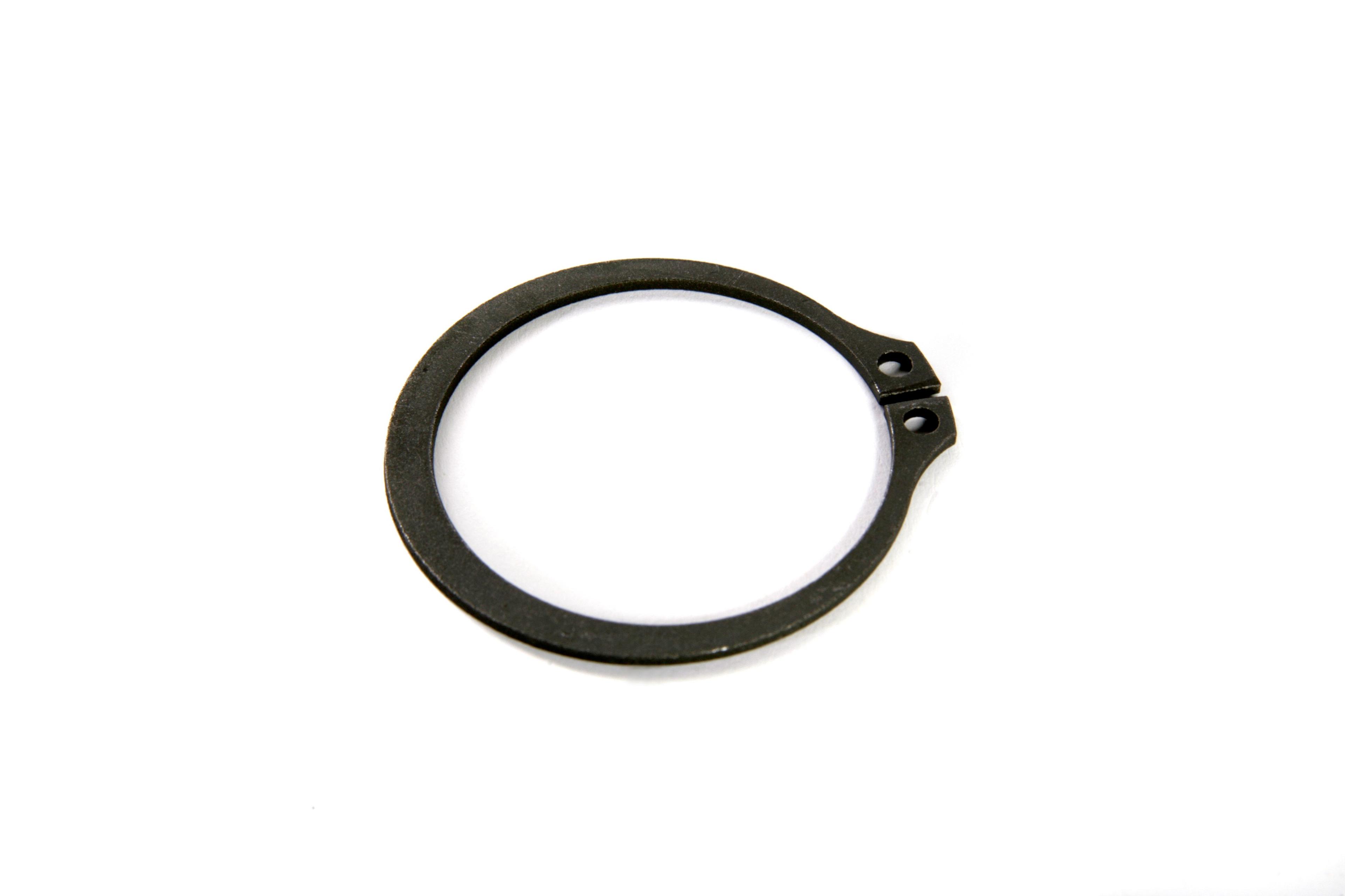 MASSEY FERGUSON TRACTOR RETAINING RING (AGCO) 762101M1