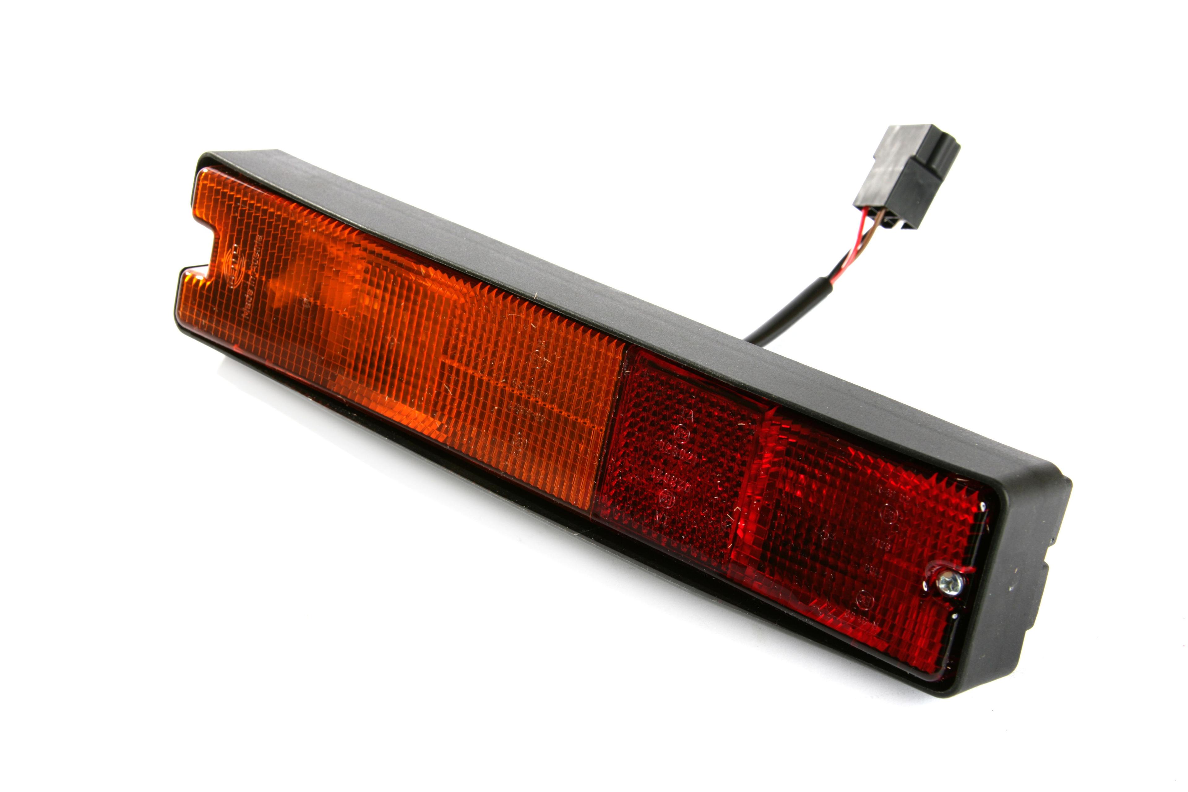 MASSEY FERGUSON TRACTOR LIGHT (AGCO) 3713911M92