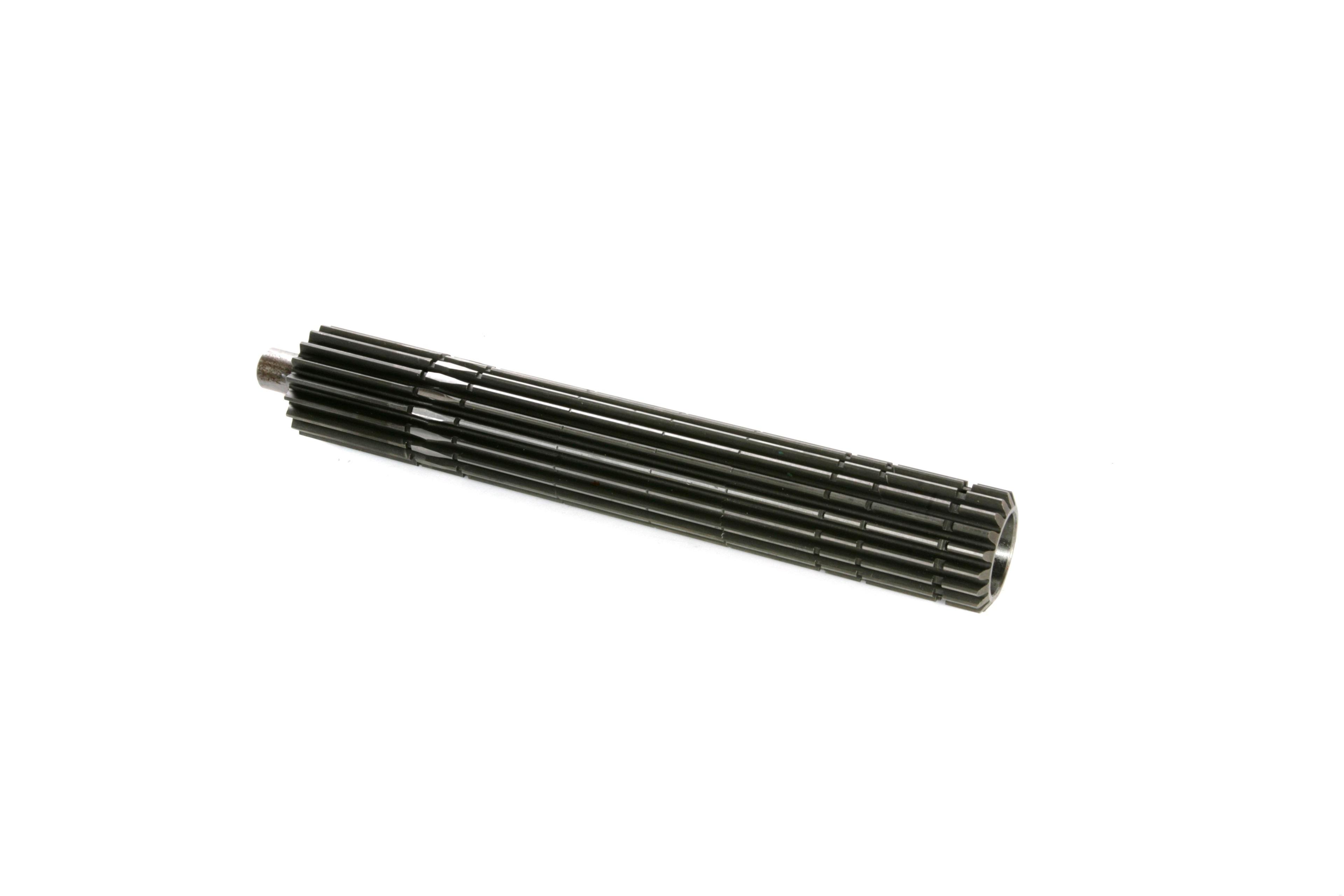 MASSEY FERGUSON TRACTOR SHAFT (AGCO) 1687643M1