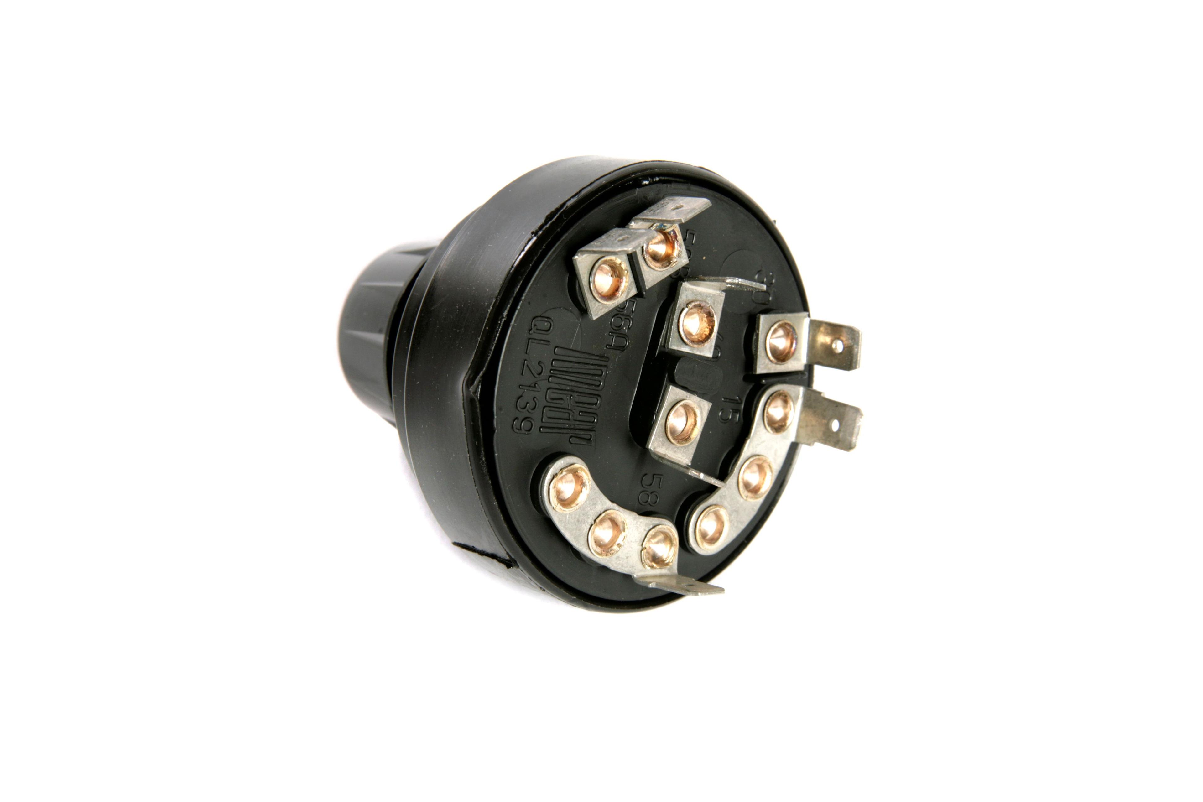 MASSEY FERGUSON TRACTOR LIGHT SWITCH (AGCO) 3300530M91