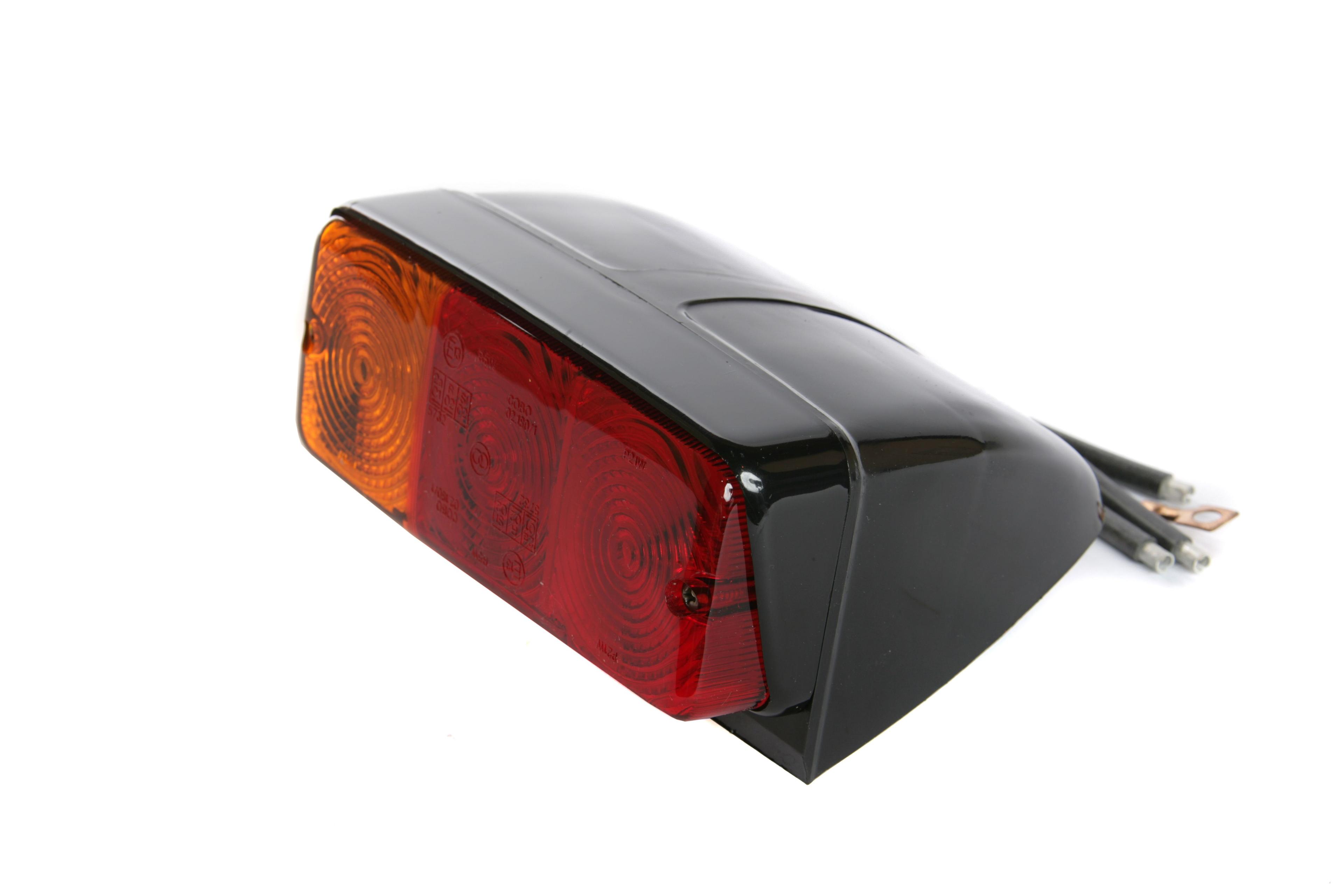 MASSEY FERGUSON TRACTOR LIGHT (AGCO) 1424105M92