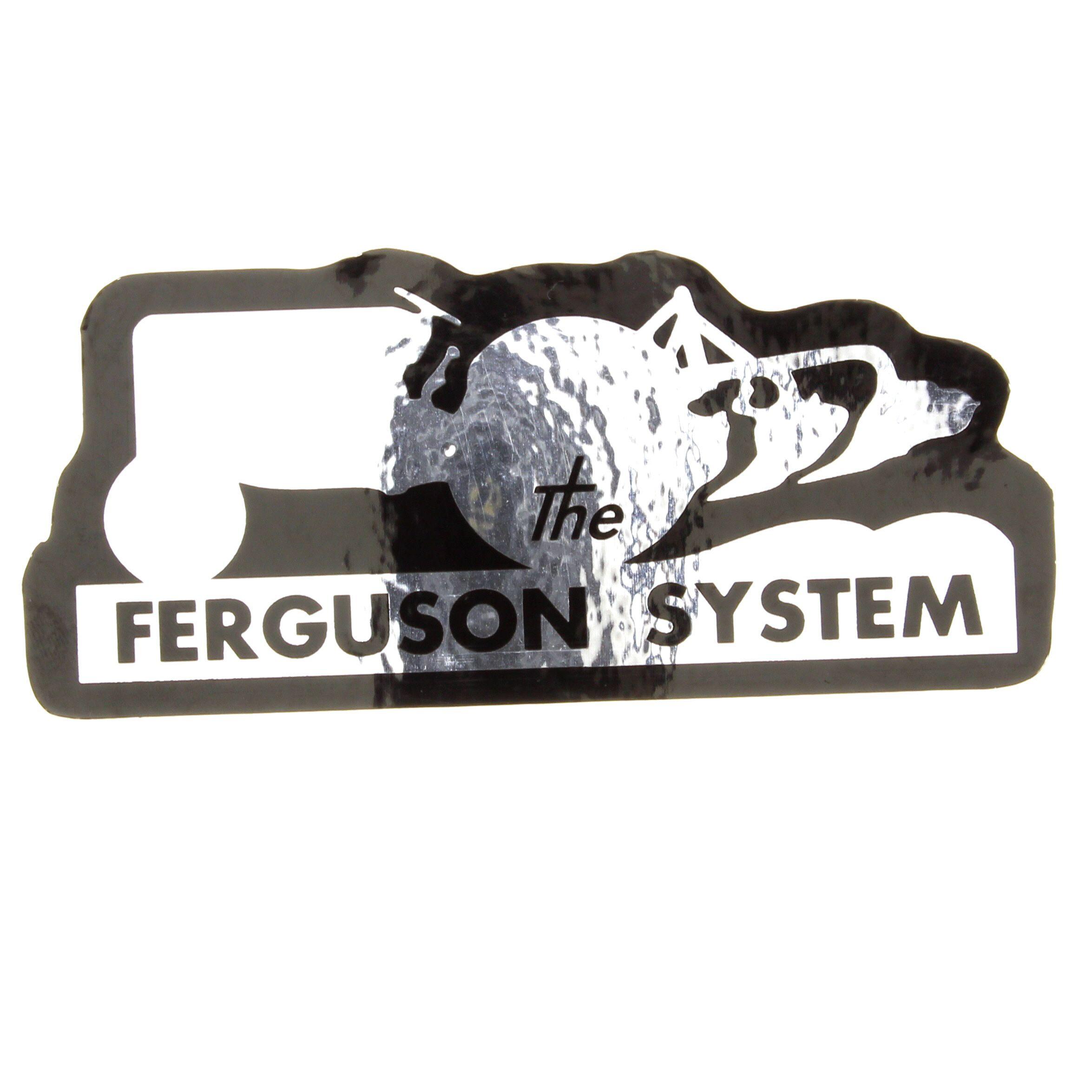 MASSEY FERGUSON TRACTOR EMBLEM (AGCO) 196199M1