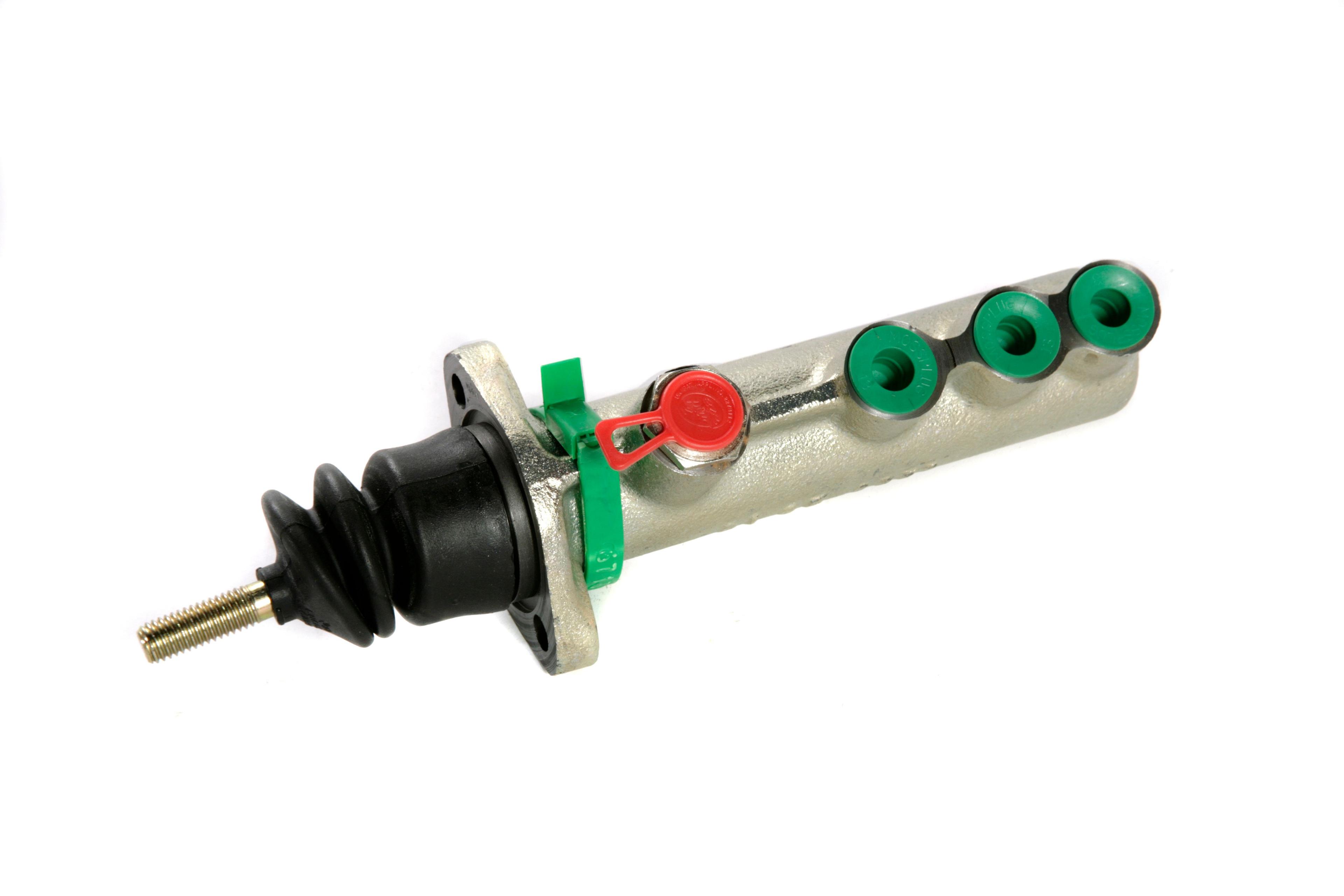 MASSEY FERGUSON TRACTOR MASTER CYLINDER (AGCO) 3383079M6