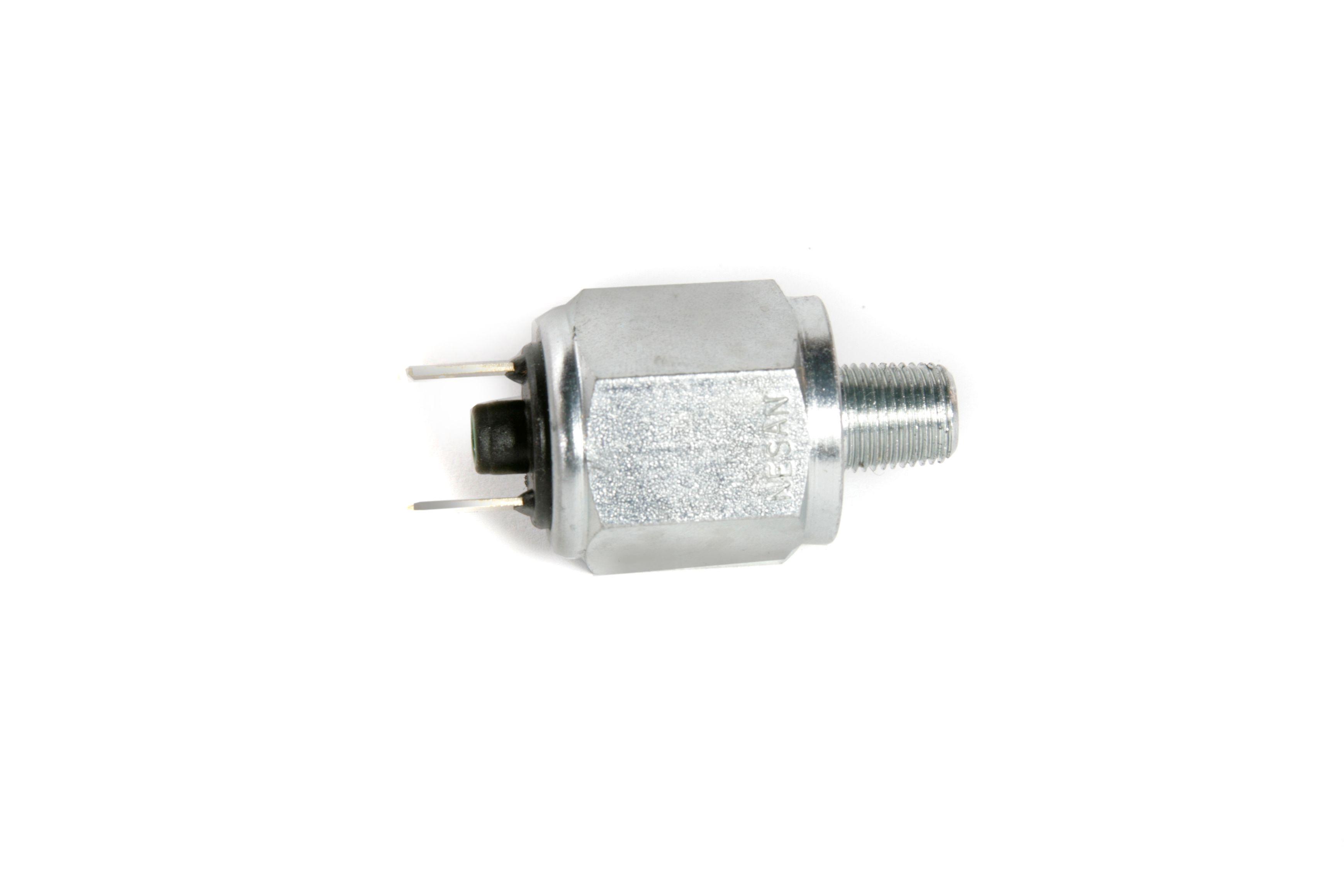 MASSEY FERGUSON TRACTOR PRESSURE SENSOR (AGCO) 1693367M1