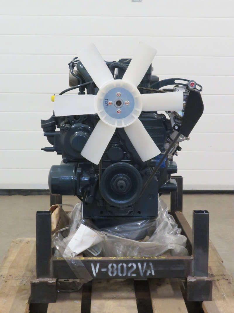 Kubota D1703 Engine